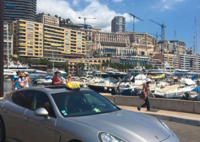 Porsche Taxi sur Valence